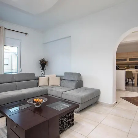 ヴィラ San Francisco Maisonette Rhodes City