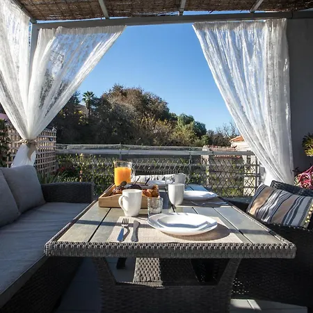 San Francisco Maisonette