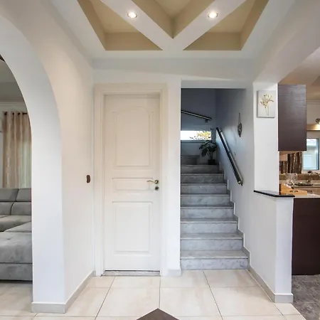 San Francisco Maisonette *