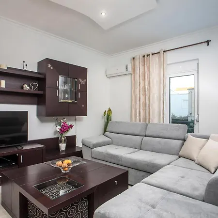 San Francisco Maisonette